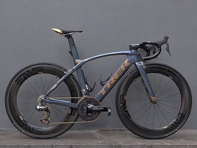 wevelouk's tweet photo. Top posts of last year, No 4
•
Been a busy few days so Instagram has suffered. Start things off right with this beaut… Trek Madone
•
#wevelo #trekbikes #roadcycling #cyclinglife #bikelife #instagood #newkitday #fromwhereweride #roadbike #bikeporn #ki… https://t.co/b4pot4VnSb https://t.co/6j6kTFHjwM