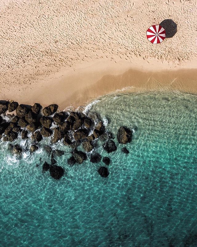 VISITFLORIDA's tweet photo. Where will you go this weekend? #LoveFL
.
📍: Miami Beach 📷: https://t.co/CZAhcrtBuF https://t.co/lgZMhVs3lh