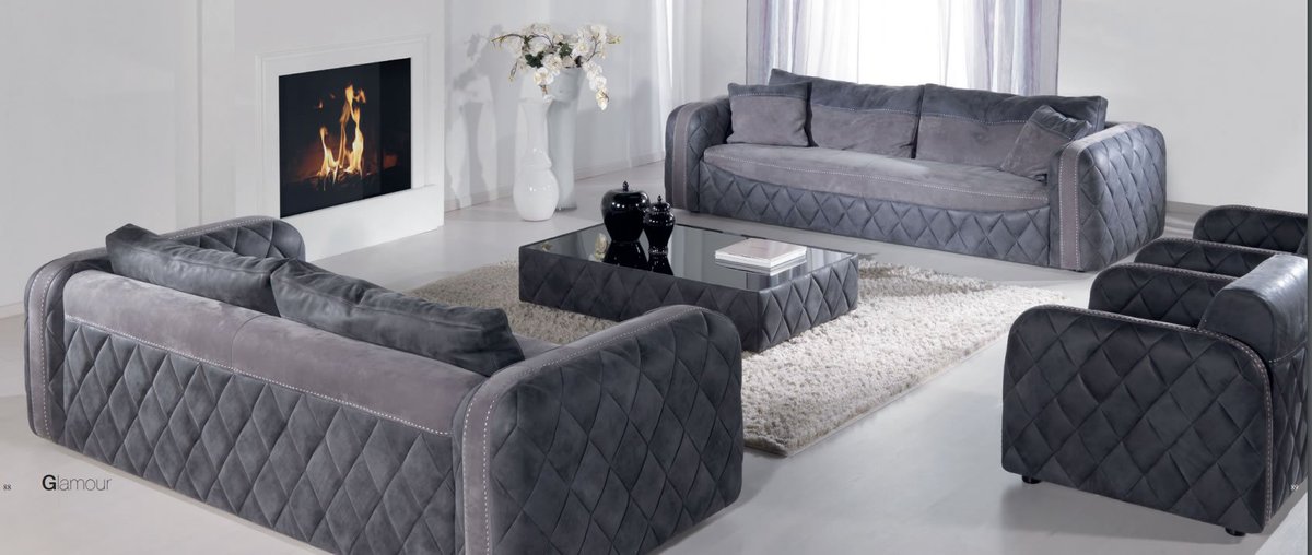 Venicasa1's tweet photo. 2019 is here and so new line of designers supreme luxury HomeGoods too. Visit our amazing showroom in Dania Beach or call us 888-966-8399 to discuss your project. 
#venicasa #luxuryfurniture #madeinspain #madeinitaly #europeanfurniture #luxurylighting #luxuryliving #supremeluxury https://t.co/cKbo1lNkdp