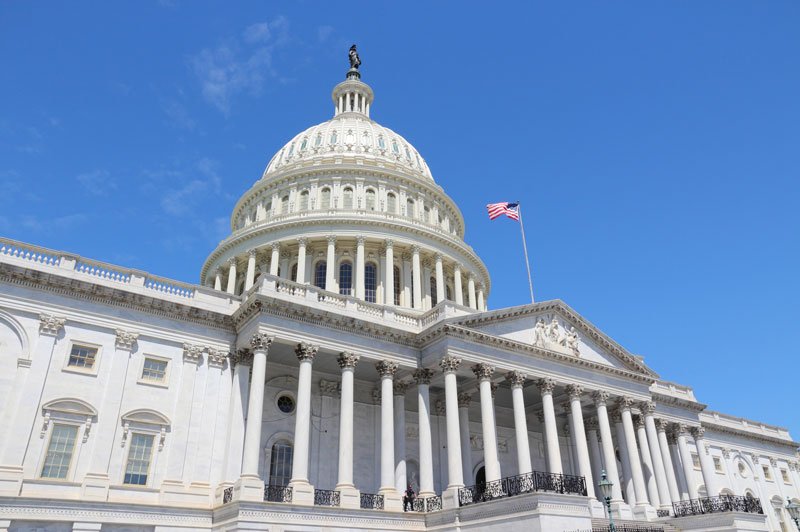 thinkstockphotos-491753396-blue-sky-capitol-2018-01-16.jpg