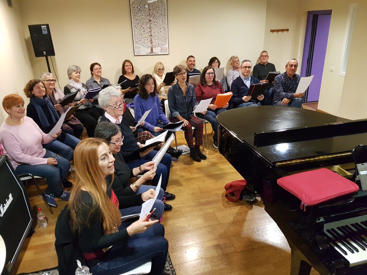 Trencacors's tweet image. Estem. Preparant el concert del dia 13 de gener de 2019 a l'Auditori de la ONCE, a les 11:30. Juntament amb @MusicalsChoir, la #RavalSimfònic de @LEMiJPC