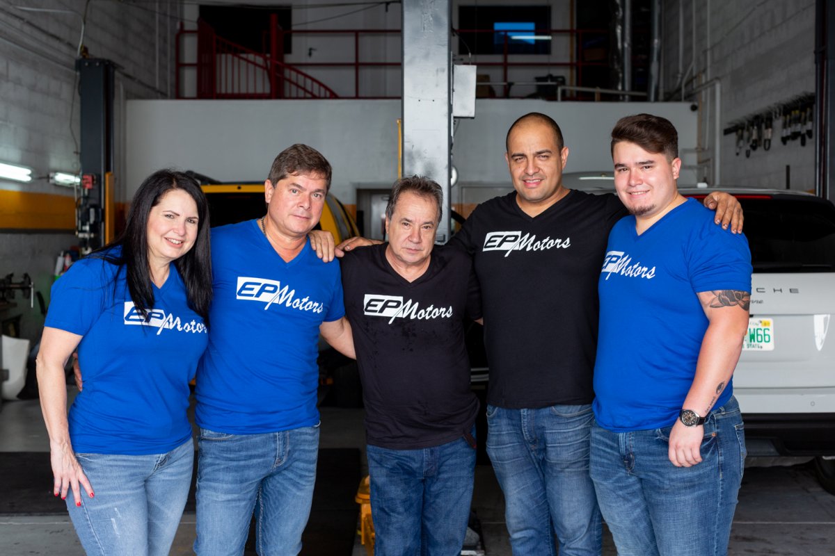 EPMotorsInc's tweet image. New year. New roads. New adventures. Same great team. #epmotors #dreamteam #miamiauto #flauto #miamicarrepair