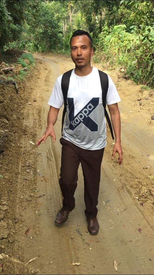 wbllc's tweet photo. @SangmaConrad @PMOIndia @nitin_gadkari @shillongtoday @airnews_shi @Shillong_News @mesmerisingmegh @nppmeghalaya @ndtv @RepublicTvv @TimesNow @timesofindia Fencing, Bad Road, Across the River there are 5000 life too. Please help them #Huroi #Lailaong #lahalein #lejri #Borsara https://t.co/XMw14aJhuu