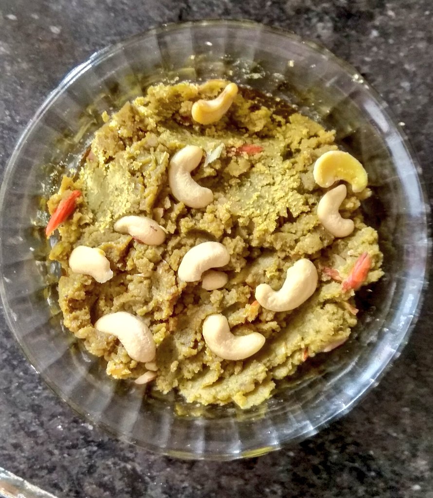 lalitgajjer's tweet photo. New verity of winter, gram halava.
#gram
#halava
#sweet
#winter
#food
@NDTVFood
@ranveerbrar
@FoodFood
#શિયાળો
#હલવો
#ચણા
#સ્વાદ
#મીઠાઈ
#રસોઈ https://t.co/q68PU9tE9o