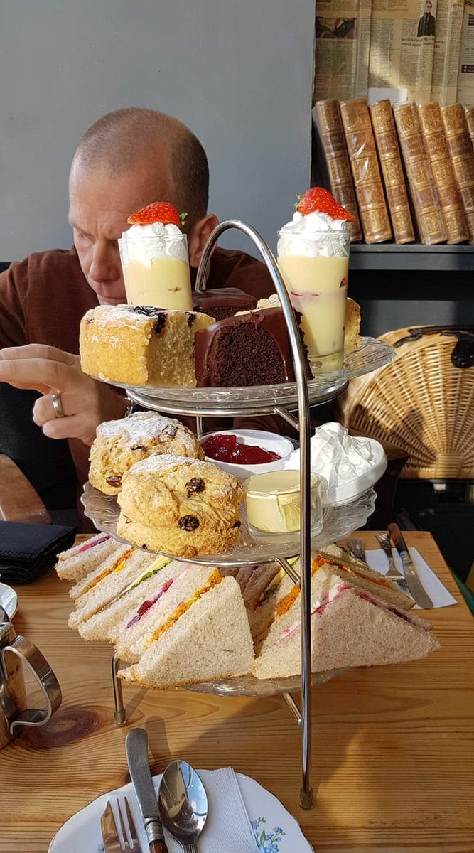 CaffeNo3's tweet photo. #vegan #veganafternoontea #veganlife #lunch #lunchtime #yummyfood #eggfree #dairyfree #crueltyfree #cake #spennymoor #caffeno3 #meetingforlunch #kimbocoffee #veganlife #lunch #treatyoself #cake #homemade https://t.co/emuaNJZLCS