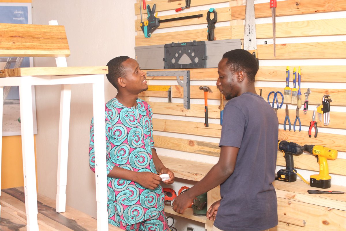 IrokoFablab's tweet photo. @IrokoFablab est un lieu de rencontre et de fabrication, équipé d'outils manuels, électroniques et des machines numériques pour fabriquer ou apprendre à fabriquer vos objets et prototyper vos idées/projets.

Rejoignez notre communauté de makers🛠🔌😊

#BeninNumerique #MakerSpace https://t.co/3Rl2V7tR93