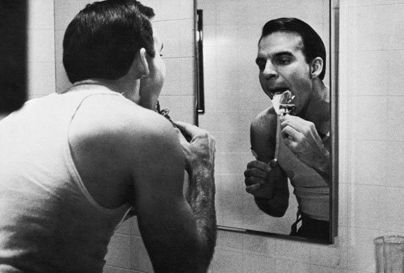 Get yourself ready for the first weekend of the year. A classic Steve Martin showing us how to start your morning. #mrpomade #pomade #stevemartin #shaving #classic