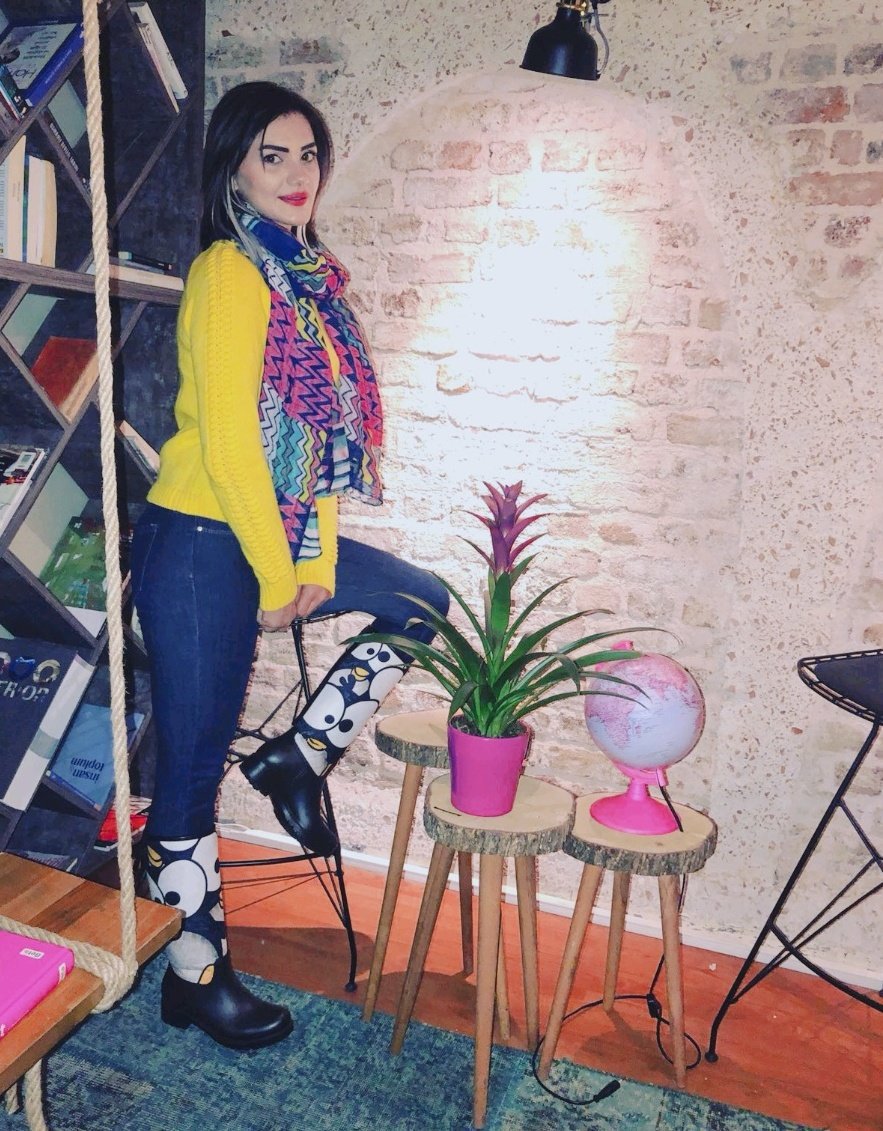 💞Ve bazen hayattır sevmek, birini çok uzaktayken bile yüreğinde  taşıyabilmek 💞<a href="/ultraslanayca/">Ayça begen</a> #aycaekinbegen #aycabegen #aebfc