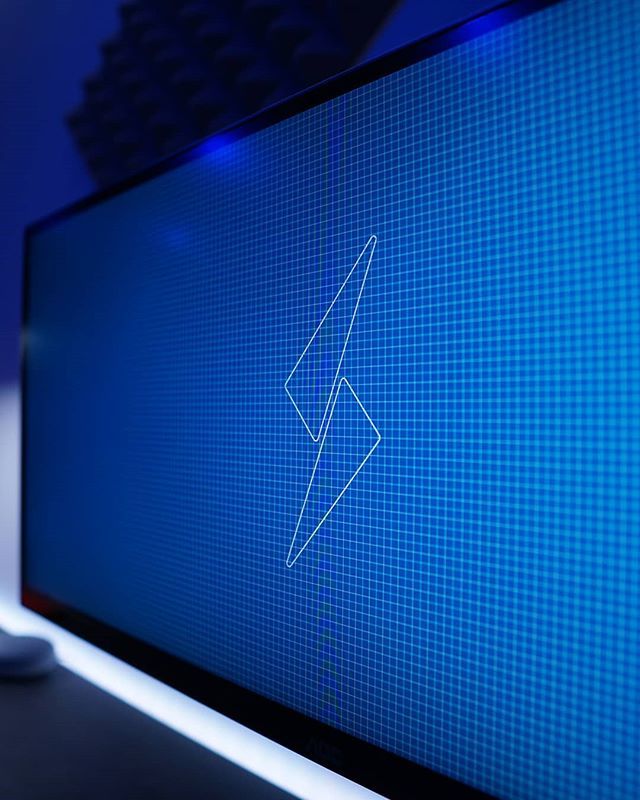 sgnoogle's tweet image. Mi son sempre piaciuti i quadretti ⚡

#TeamThunder bit.ly/2FcUKpb