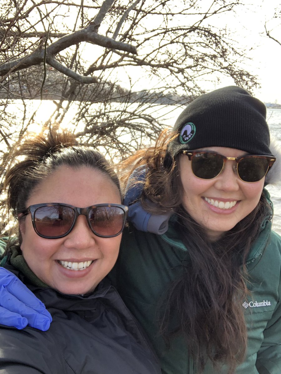 AshleyBulseco's tweet photo. Kicking off 2019 the right way, sampling for eukaryotes in Siders Pond with the ever awesome @shu251 #itwasfineuntilitgotwindy #needthickergloves #fieldscience #microbes #grazing https://t.co/TZepD7utcc