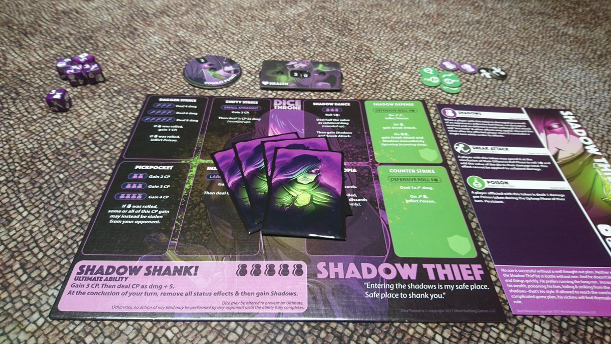 MissBayBee_de's tweet photo. Spielen mit der Jugend... Zu 8 haben wir uns in 2 Gruppen aufgeteilt. Mit mir wurde #SpiritIsland, #DiceThrone, #PanicMansion und #DejaVu gespielt. 
Ich finde es immer wieder total schön, wenn sowohl die aktuellen Schüler als auch die Ehemaligen zusammen kommen. https://t.co/aZiX5fd7OV