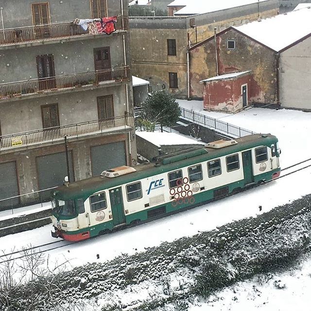 MobilitaCT's tweet photo. I binari innevati della Ferrovia Circumetnea a Randazzo 🌨️🚂
.
.
#creditphoto Marco Crimi
.
.
#mobilitacatania #mobilitaorg #Catania #Sicily #trenistorici #daily_crossing #loves_vehicles #train_nerds #Etna #railways_of_our_world #metrocatania #metropo… https://t.co/9bSslHt2GN https://t.co/AE22UfQvzG