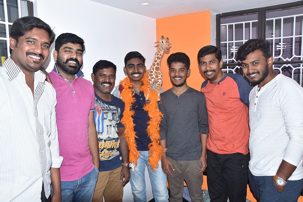 mandytechnology's tweet photo. Belated Celebration(Dec 31st) of our techie pro @DTRathinG birthday. Wishes him all the success. Happy Birthday Rathina!. #HBD #mandytechnologies #birthday #celebration https://t.co/T3uenMVYvq
