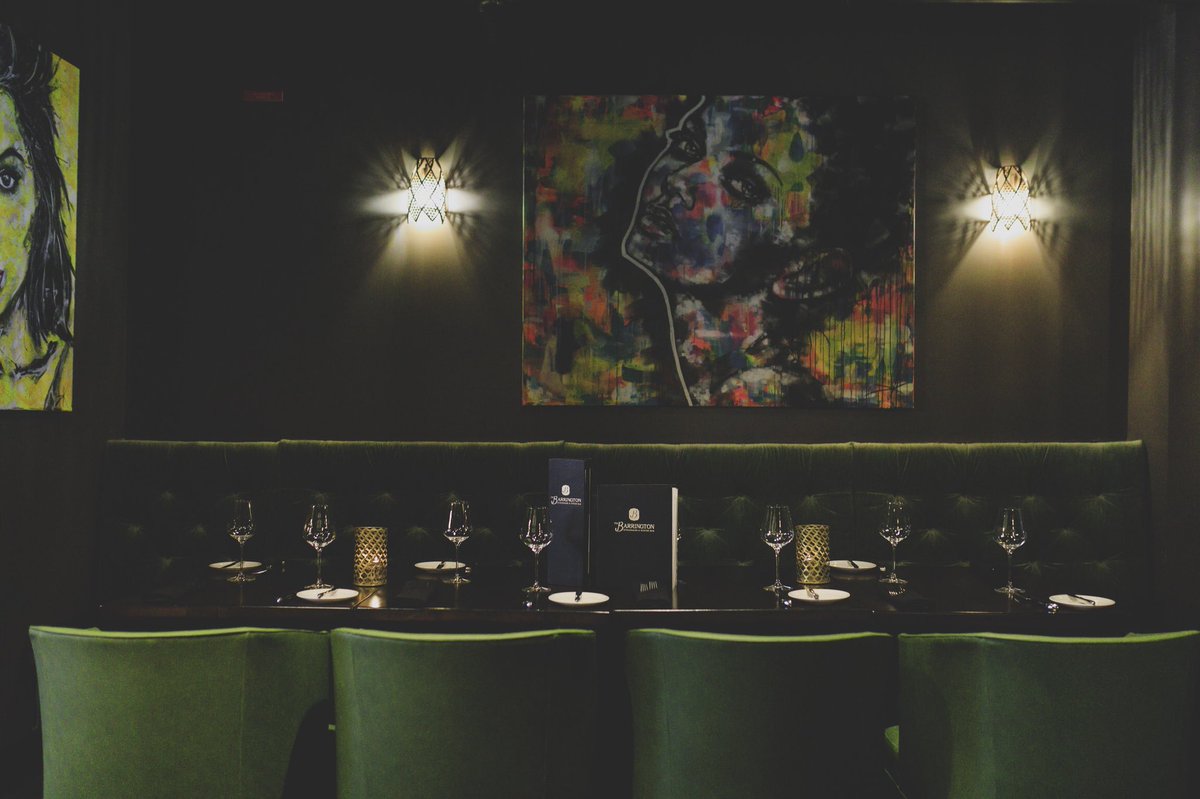 Brighten up your wintry Friday with us! We’ll have music from Emily Stuart tonight 🎵