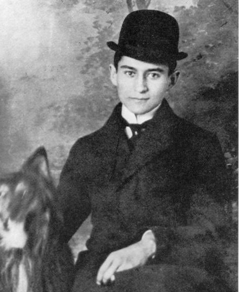 CEMSTUDIES's tweet photo. “I am constantly trying to communicate something incommunicable, to explain something inexplicable, to tell about something I only feel in my bones and which can only be experienced in those bones. [...]”

#CEMS #quote #Kafka https://t.co/bdPRkx3Bne
