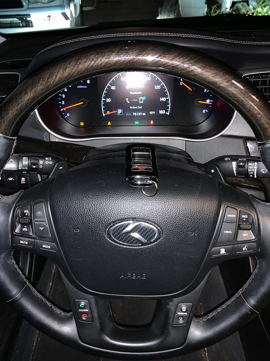 TempeLockShop's tweet photo. 2014 Kia Cadenza
All keys lost
New smart proximity
Original manufacturer
Brand new
#kia #lostkeys #tempe #arizona #locksmith #locksmithforcars #locksmithshope #carkeys https://t.co/Itoo2ybgAJ
