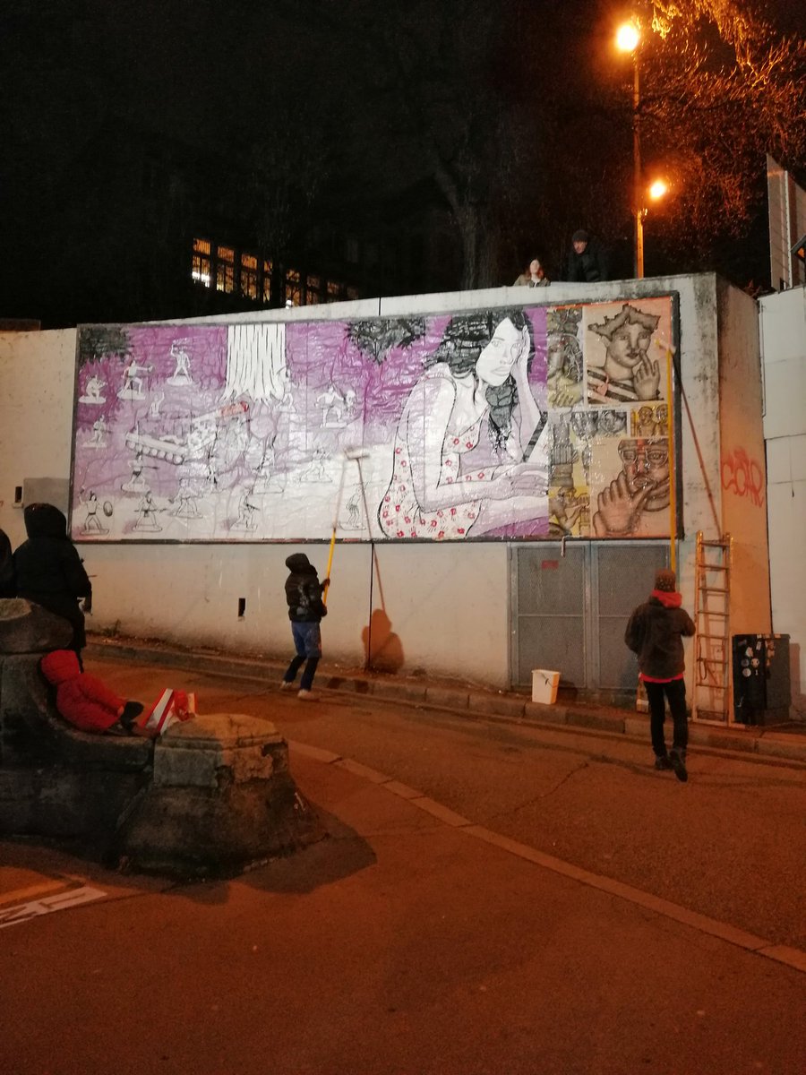 Cath_Vaganay's tweet photo. A découvrir absolument #deloupy artiste du mois à l'honneur sur le MUR : https://t.co/P2kJD7US4H, support de 3m x 8m : "Un collage par mois pour la santé publique"
Rue du Frère Maras @saint_etienne_ https://t.co/6WiKK6CT4J