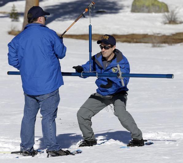 Winter storms have blanketed California's Sierra Nevada in snow, but the drought-prone state is still off to another drier-than-normal start. capitalpress.com/ag_sectors/wat…
