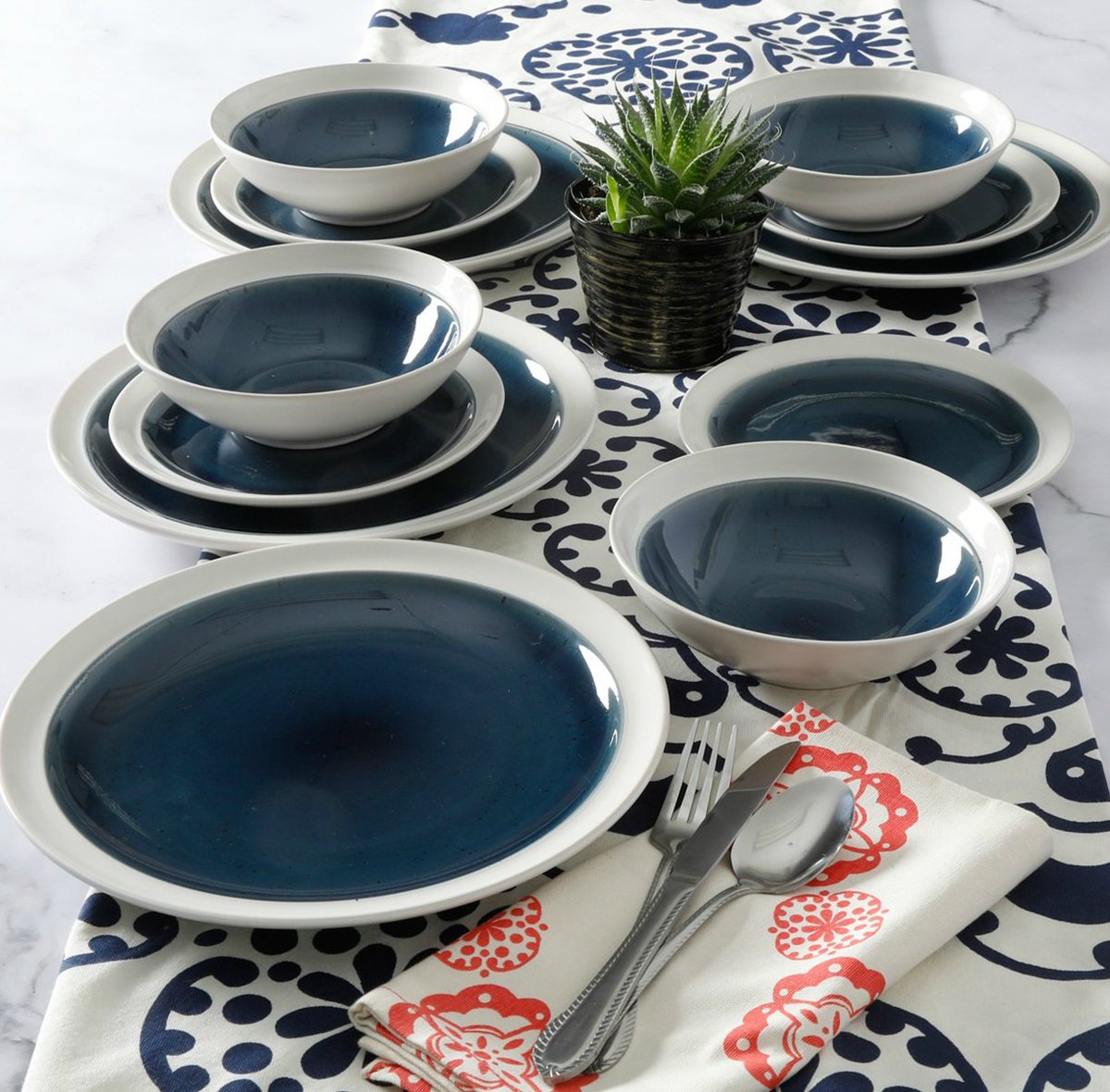 GibsonElite's tweet photo. Enjoy this New Year with the top of the line Gibson Elite Clementine 12-Piece Dinnerware Set in Blue/White Available Now! 
Macy’s ----> https://t.co/wnwURB6j4u
Bed, Bath, and Beyond ----> https://t.co/j088S2RAC6 
Amazon ----> https://t.co/ZiVJRNIinr 

#NewYear2019 https://t.co/eqhLDmaasN