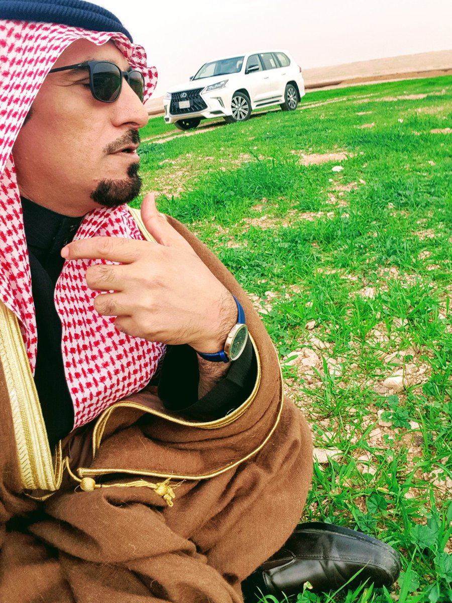 9wFXKCJERmbbU7s's tweet photo. دار الشمال وعدلها يسبق الميل.....
......ومن شأنها أعشق من هبالي هبالي.....
دارا تغني في كرمها مواويل.......
........وطيبٍ يفوح ببوح صفر الدلال......
ولأجل الشمال وريحة الطيب والهيل.... 
........أفخر اذا قيل انتمائي شمالي؟؟؟؟؟
من جنوب شرق عرعر ٢٣ كيلو صحراء من افياضها 14/12/2018 https://t.co/pYtgDGD9cy