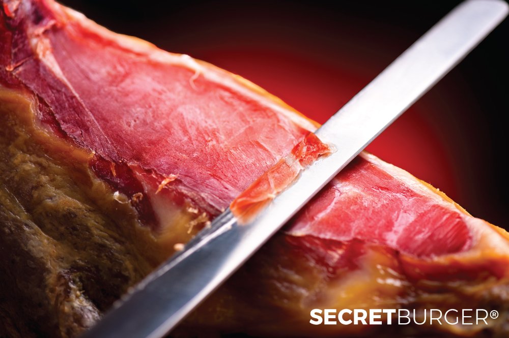 secretburgercom's tweet photo. EDO Tapas Chef Oscar Amador is building the ultimate Spanish deli sandwich with Iberico de Bellota and Payoyo cheese. Visit our marketplace and reserve your spot at the first ever SecretBurger® event! https://t.co/5LOQ4GP5No 

#SecretBurger #offthemenu #vegas #foodies https://t.co/nYYvA2QdyQ