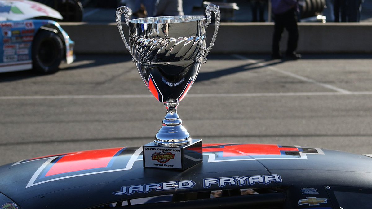 race22's tweet photo. 2018 Champions: @JaredFryar14 earned his first @CARSTour Title with consistency all season. https://t.co/Wzxk2dyWsZ https://t.co/iqDtgYn5Lp