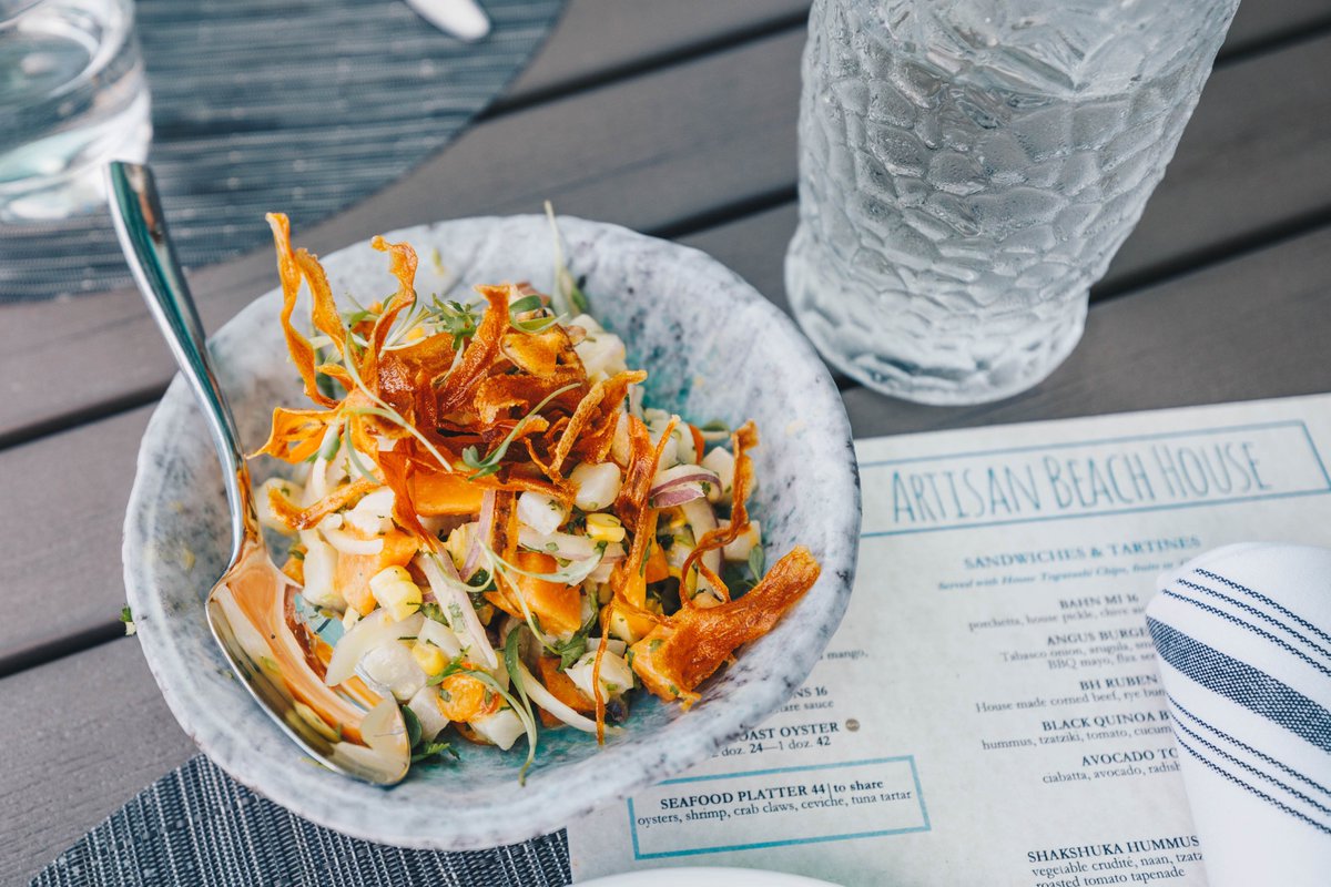 achicasworld's tweet photo. Start 2019 w/a #delicious #meal! My latest @CultureOwlMiami story on #waterfront #dining at its finest: #ArtisanBeachHouse inside the @RitzCarlton Bal Harbour! 

#foodie #Miami #SouthFlorida #food #cuisine #eats #grub #meals #waterfront #dining #ocean #bay
https://t.co/YE7Rri508a https://t.co/DlkhVEyTj6