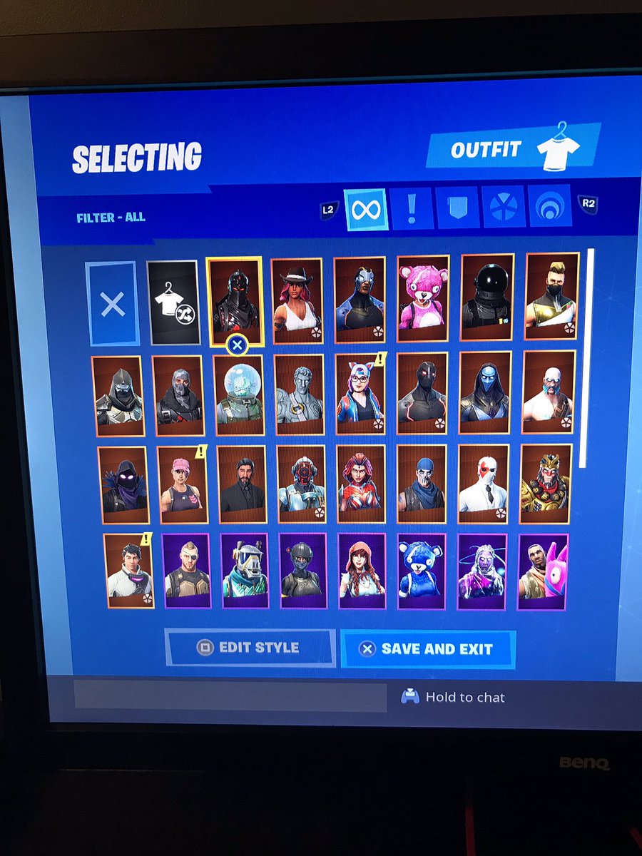 Fortnit72120940's tweet photo. SELLING OG ACCOUNT: 
-Full email acces. 🔥
-Offers are welcome. ⚡(PAYPAL ONLY)
Never going first.
#FORTNITEACCOUNT #fortniteaccountsforsale #galaxyskin #blackknight https://t.co/nw5Ve0Tolr