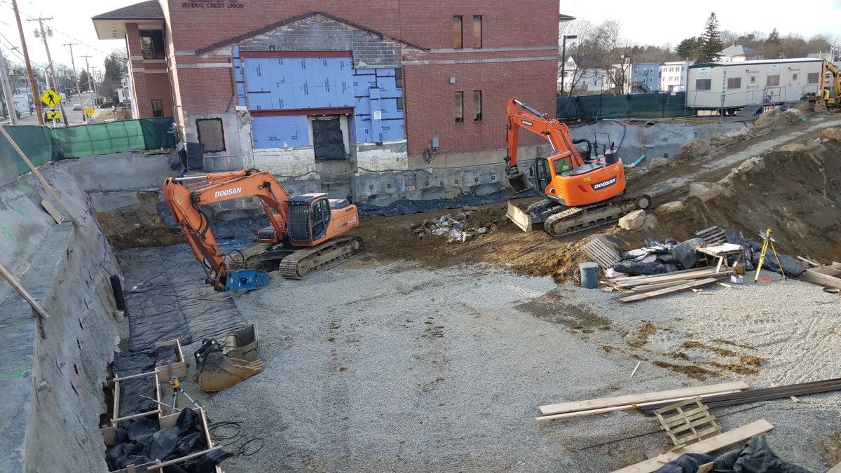 GFAFederalCU's tweet photo. Exciting times for GFA in 2019, our main office is starting to take shape at the construction site at Parker Street. Check out our construction blog https://t.co/SL25jVG5qw #GFAFederalCU #BetterBanking #constructionupdate https://t.co/FPtWXwsQVx