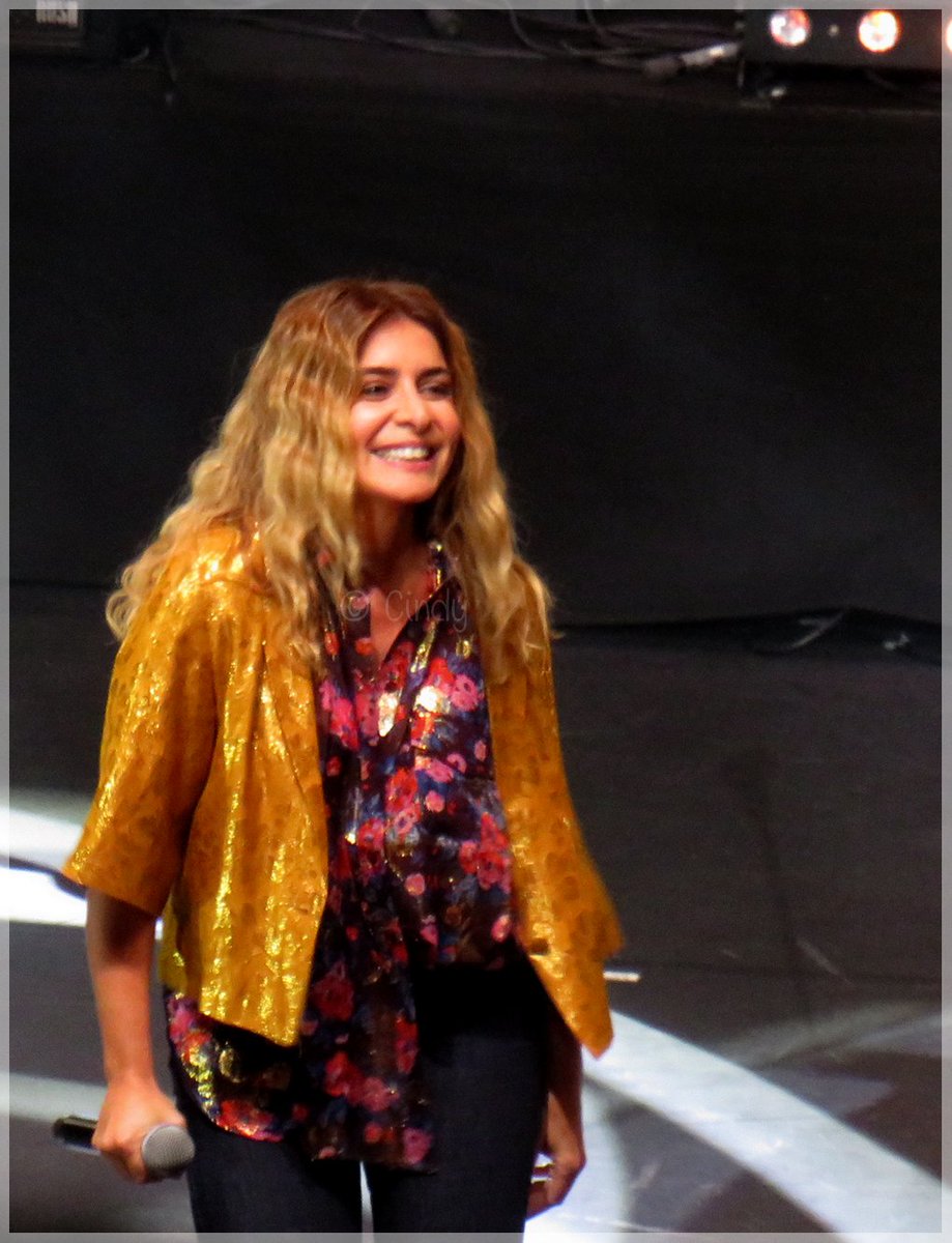 JulieZbyDE's tweet photo. #LesAmis rendez vous dès 22h30 sur @C8TV pour la diffusion d'un super concert leurs @voixpourlespoir ! Découvrez la prestation de notre belle @juliezenattioff pour la lutte contre le cancer du pancréas et la @FondationArcad ! #LVPLE cc @lauriecholewa 🎉🎶 https://t.co/O8pMafGSFM
