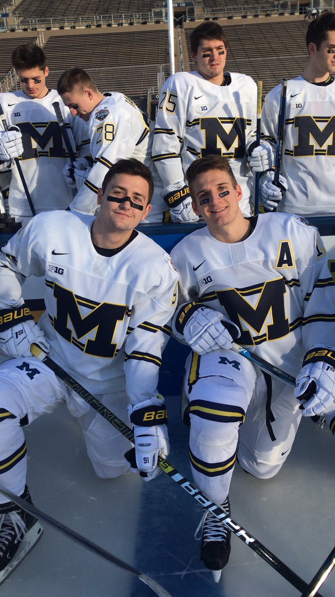 Michigan Hockey On Twitter Outdoor Day Goblue Winterwhites