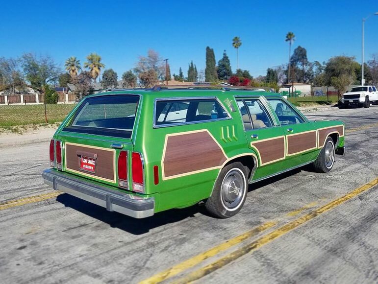 Cinemavehicles's tweet photo. Recreated recently for a Commercial campaign. Custom 3D elements, external features, paint and body. Who loves going on a Family Vacation?! #cinemavehicles
.
.
.
.
.
#familygreen #customfab #automotivehistory #vintagewagon #moviecars #picturecars #moviecarsforhire #linkinbio https://t.co/mCzWse9fIc