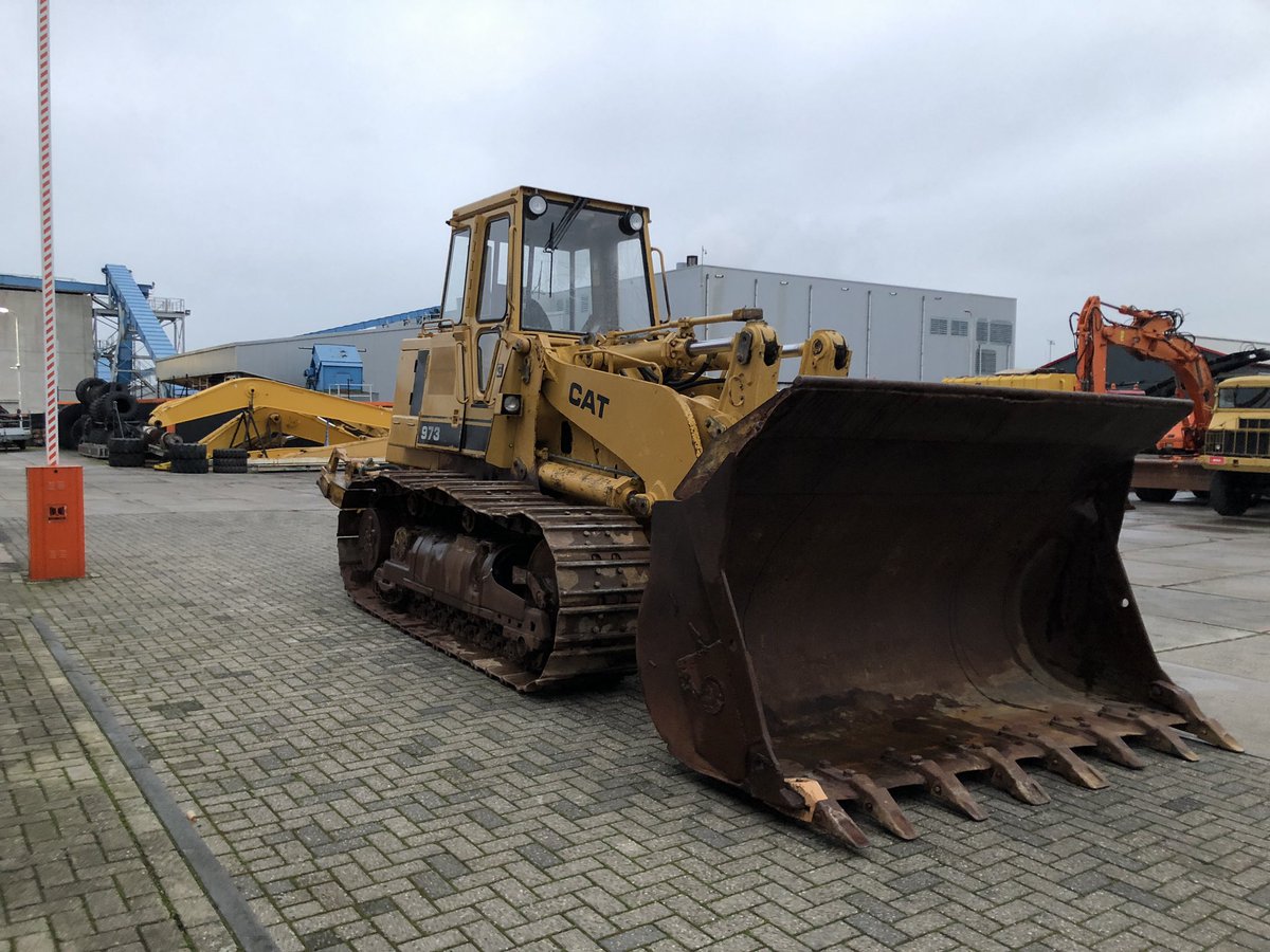 Max_Machinery's tweet photo. Caterpillar 973 LGP- €29750 https://t.co/clkmIRdZoO