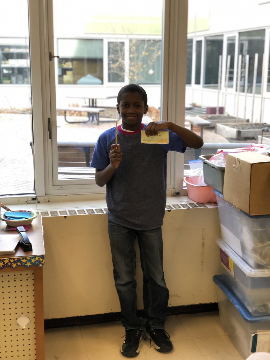 cben438's tweet photo. Here are some of our golden ticket holders! Charlie and the Chocolate Factory reading starts Monday! @ViolaAchieves https://t.co/UXKewxIPvJ