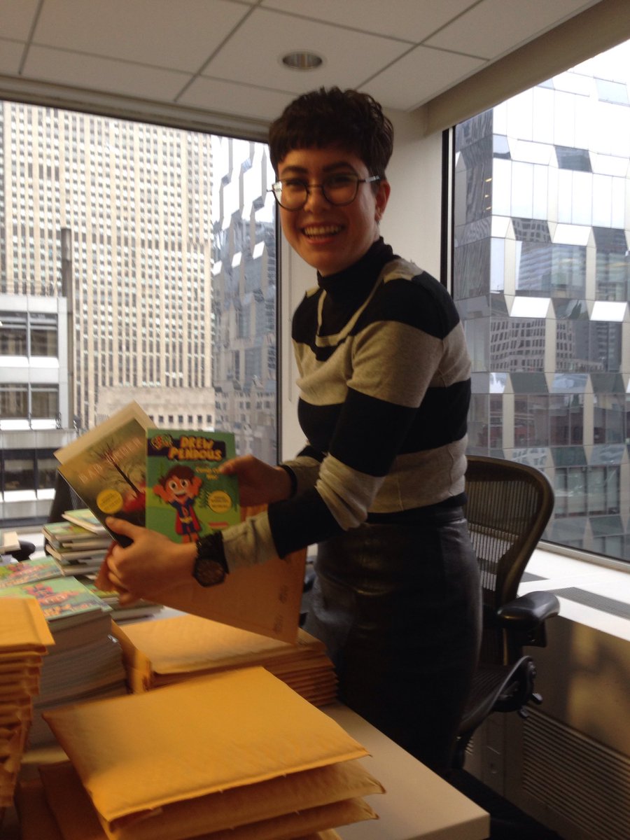 christhebookie's tweet photo. No one likes an ARC mailing more than ⁦@rachaeljstein⁩  ⁦@SterlingKids⁩ ... even on a Friday afternoon. Coming soon to a bookstore and library near you, it's #BadOrder and #DrewPendous. https://t.co/r1PJOmjR3K