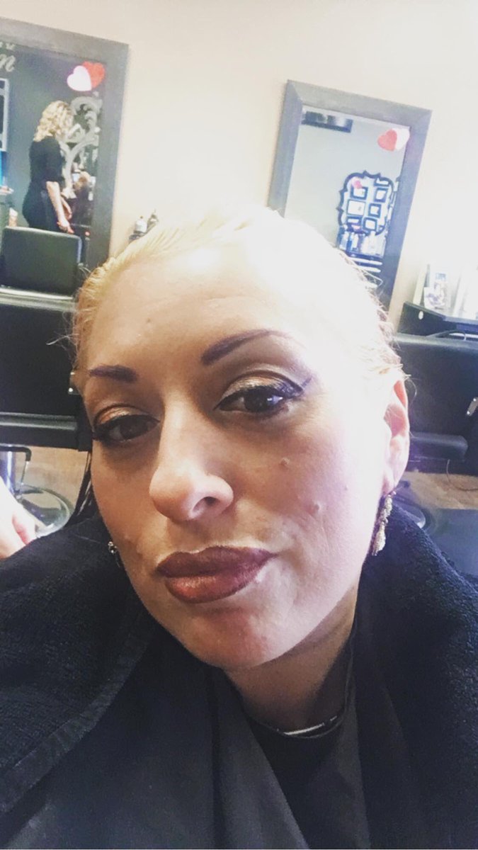 mad_harlot's tweet photo. Once more into the bleach, I actually have a lot of friends tell me that they like my hair slicked back. Might need to build a costume around that look #haircolorday #purplehair #blondes #blondeteatrix https://t.co/HIiAyjpV4m