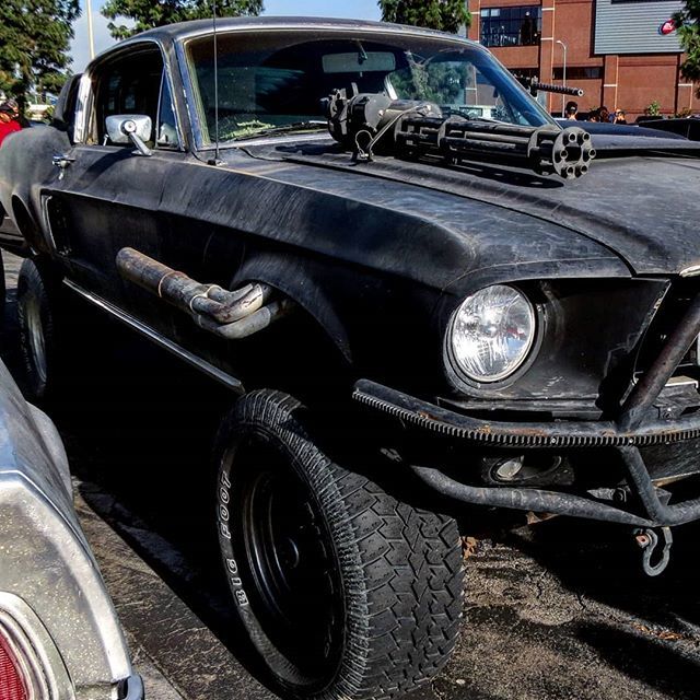 PromoMotion's tweet photo. Heading into 2019 like... #frontendfriday #fbf #postapocolypticcars #1967mustang #mustangfastback #broncochassis
___________________________________
#wastelandweekend #mustang #classicmustang #ford #artcar #gatlinggun #mustangsofinstagram #classicstangs … https://t.co/Gilb1nRdCE https://t.co/LghfqXAypo