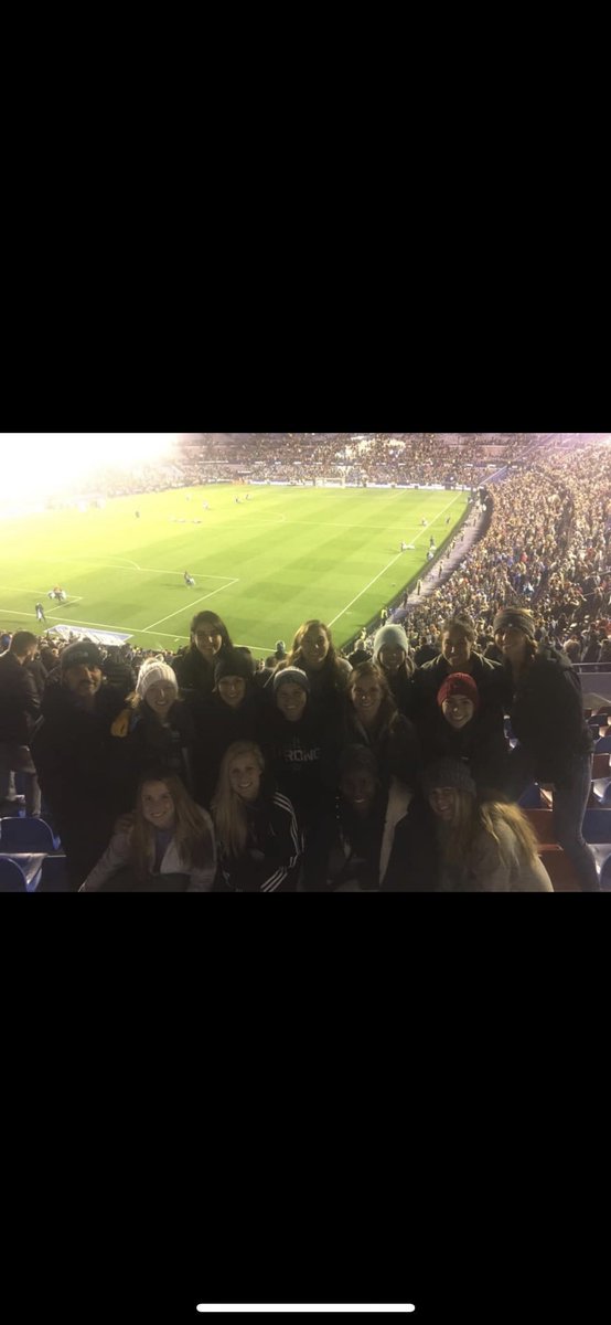 globalsportalen's tweet photo. Tour FC Texas Spurs 19’
Day 3 - @LevanteUD
We finished the
day enjoying live a match of the best competition in the world, @LaLiga, in Ciutat de Valencia stadium between el @LevanteUD against @GironaFC.
Finally 2-2 in an amazing game.
⚽️ 🇺🇸🇺🇸🇺🇸🇪🇸🇪🇸
#FutFem
#GSTours https://t.co/93QzOCkXsp