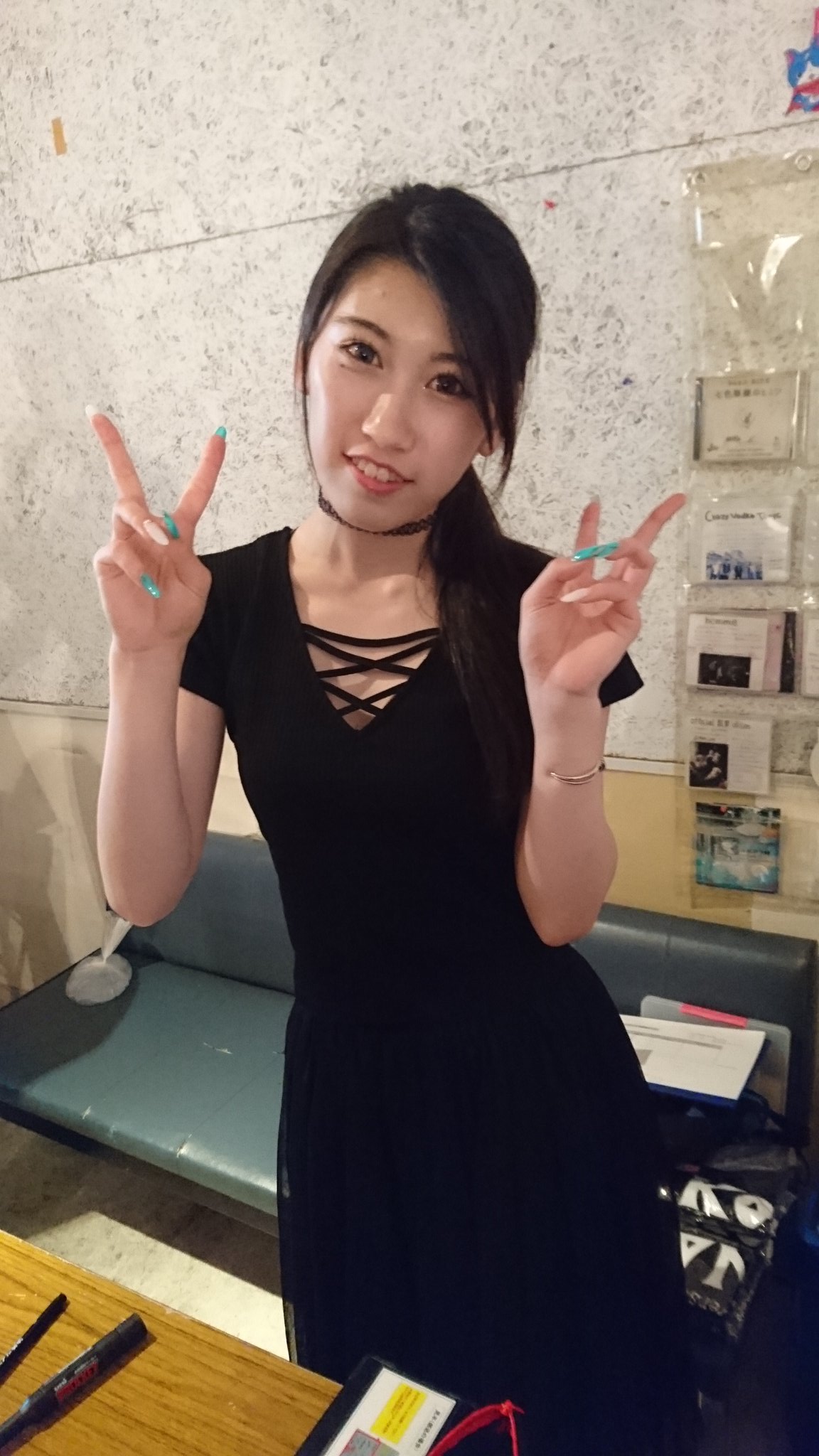 あんちちツインジクサー🏍️ on X: 明日のブログは、たからちゃんと本庄かなこちゃんがコラボレーションしたライブのライブリポのリブログ版。  かなこちゃんのワンショット写真をツイート♪ #本庄かなこ t.coJWDBcwzLyW  X