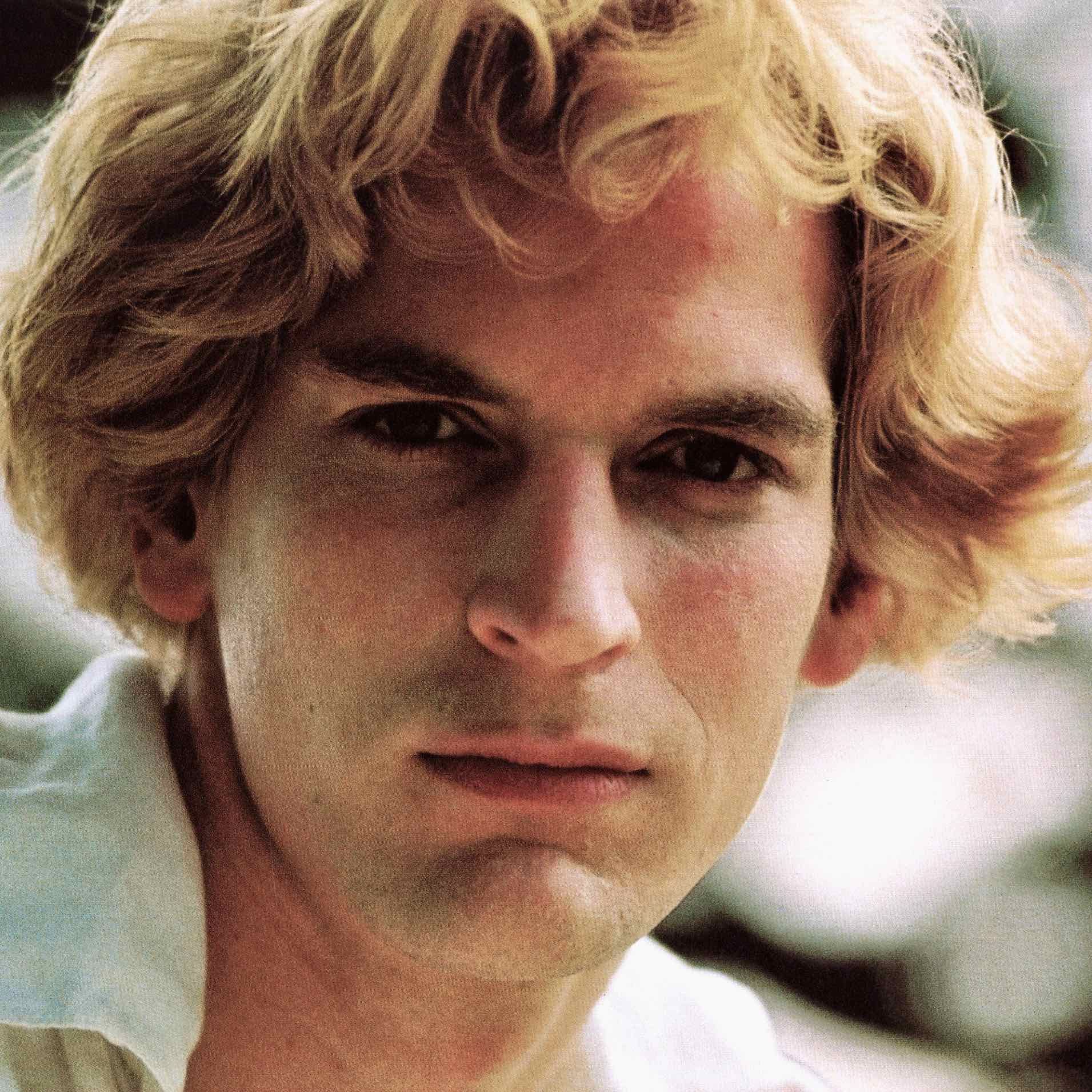 Sony Movies on X: ""All actors are on the run from some demon or other."  Happy 61st birthday to Julian Sands, an actor we've enjoyed in A ROOM WITH  A VIEW (1985),