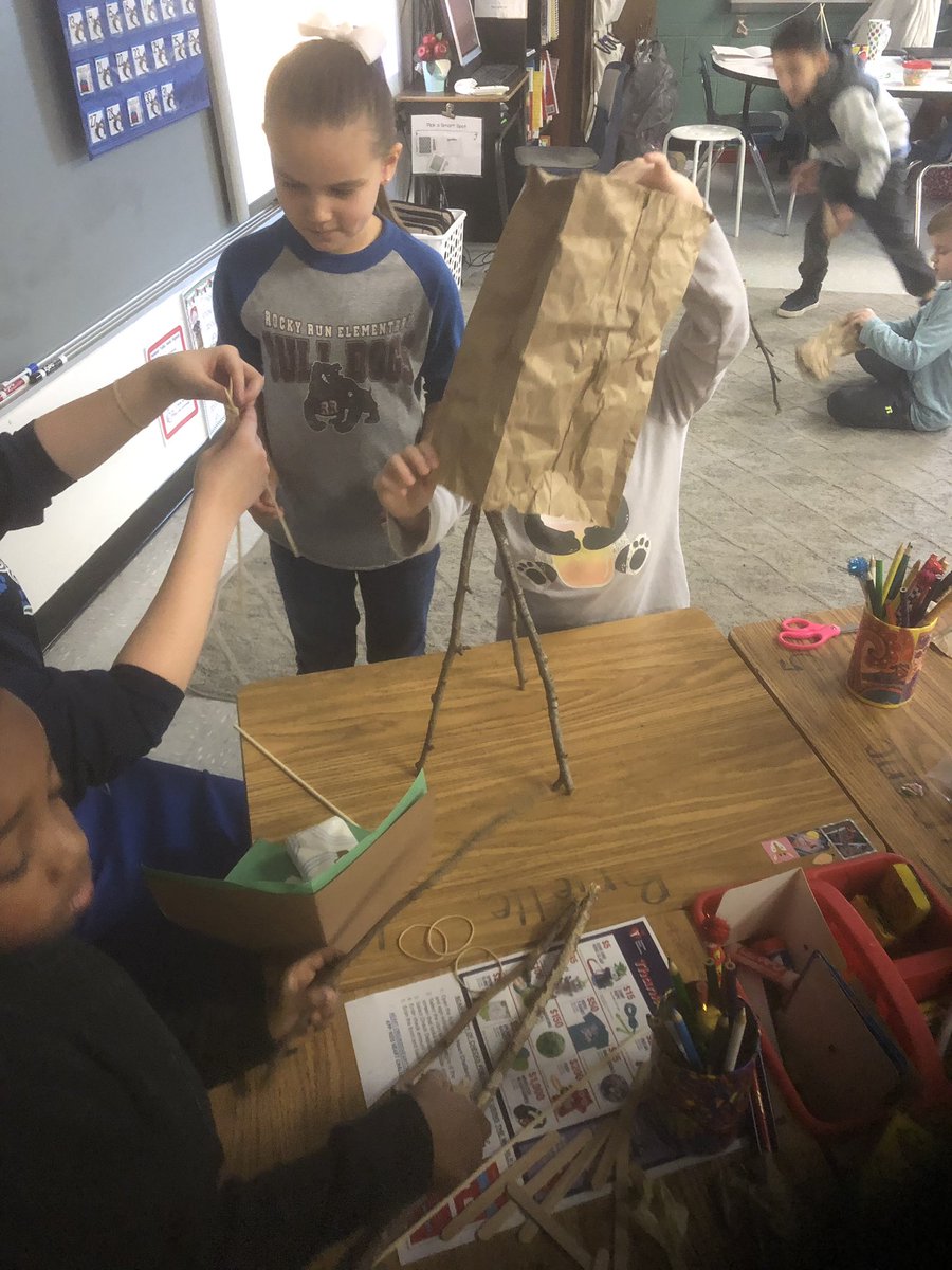 RockyRunES's tweet photo. 2nd grade “keeping it real” while learning about Native American contributions! #rr_buldogs https://t.co/obaCol85lp