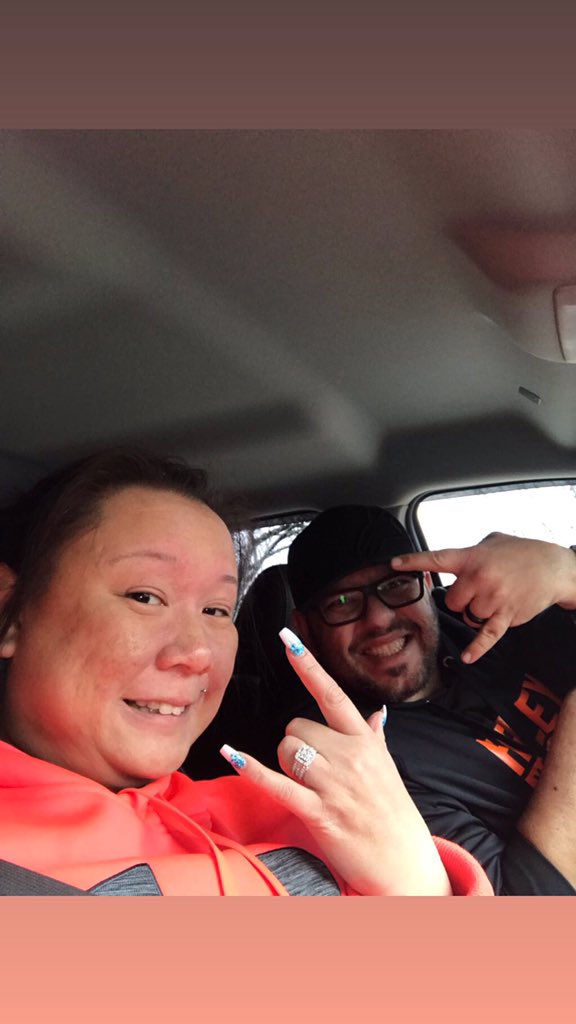 jtseng12's tweet photo. Peace Out Vancouver #firstvacationtogether #vegasbaby https://t.co/RWDpD2SHKd