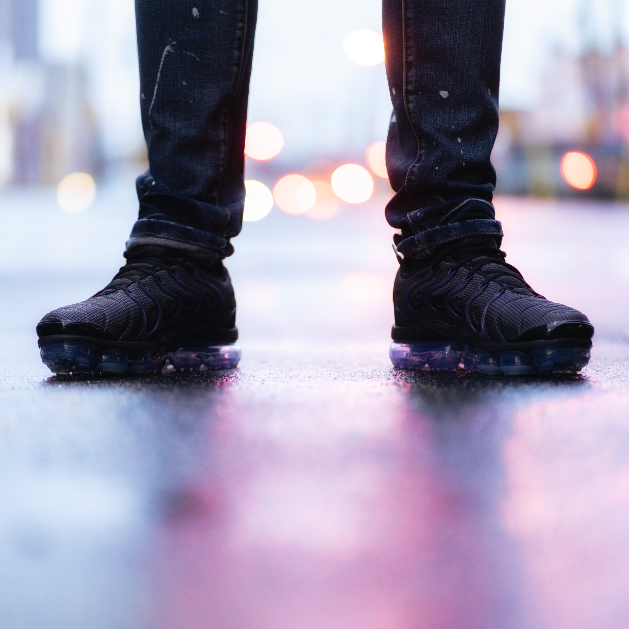 vapormax plus with jeans