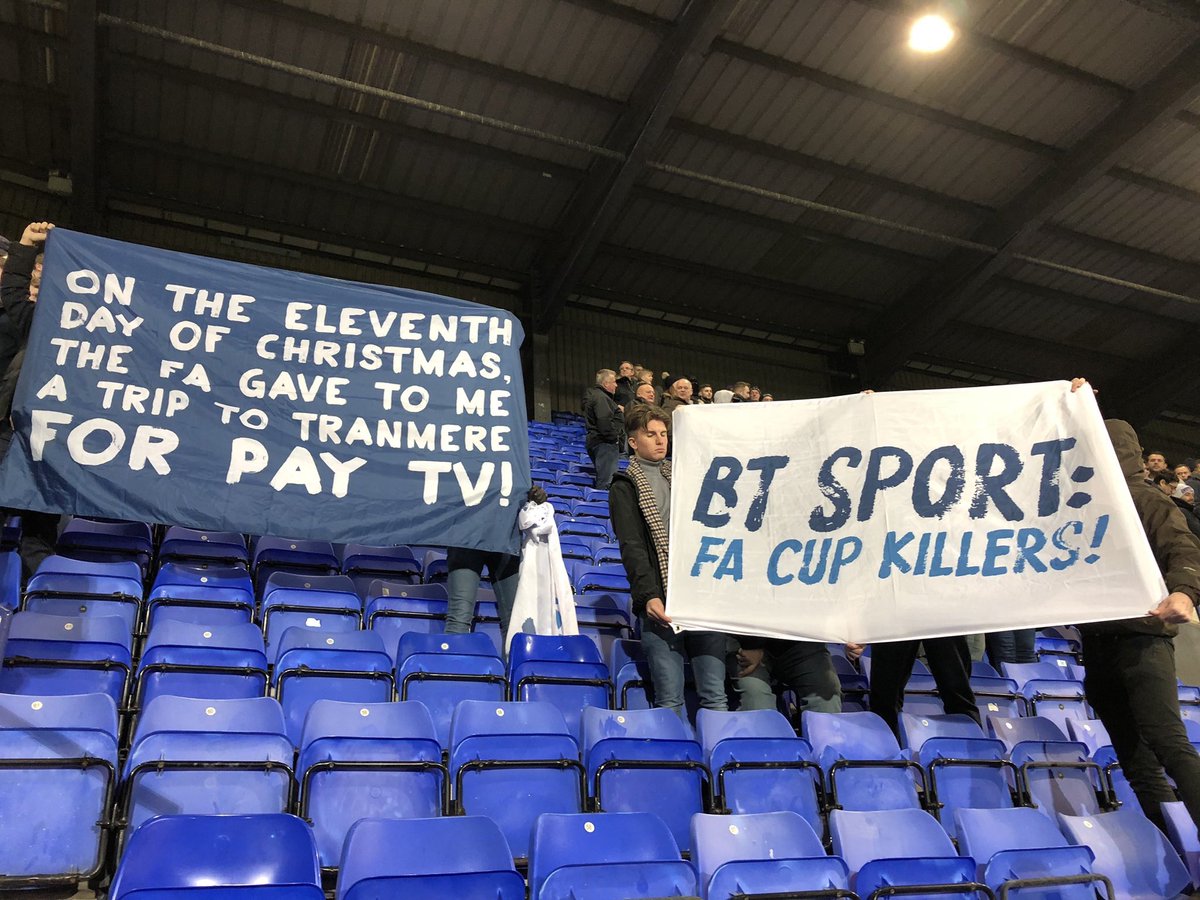 SpursAdded's tweet image. BT Sport confiscated these flags from Spurs fans tonight 😡 

Again, for the second time in a week we had no way of transport home. 

Disgrace. 

Make the flags go viral.