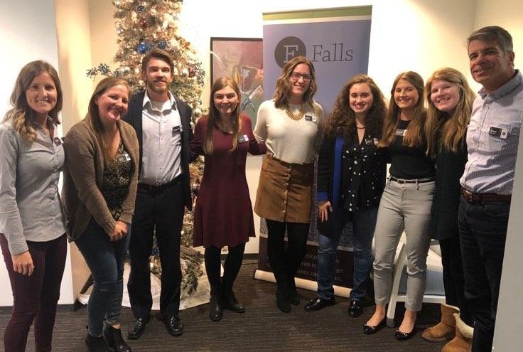 cooka1219's tweet photo. When @ohiou @scrippsjschool students meet @fallscomm!
Great day at the #FallsAgencyBootcamp - huge thank you to the awesome staff! https://t.co/ykOaHXA6th