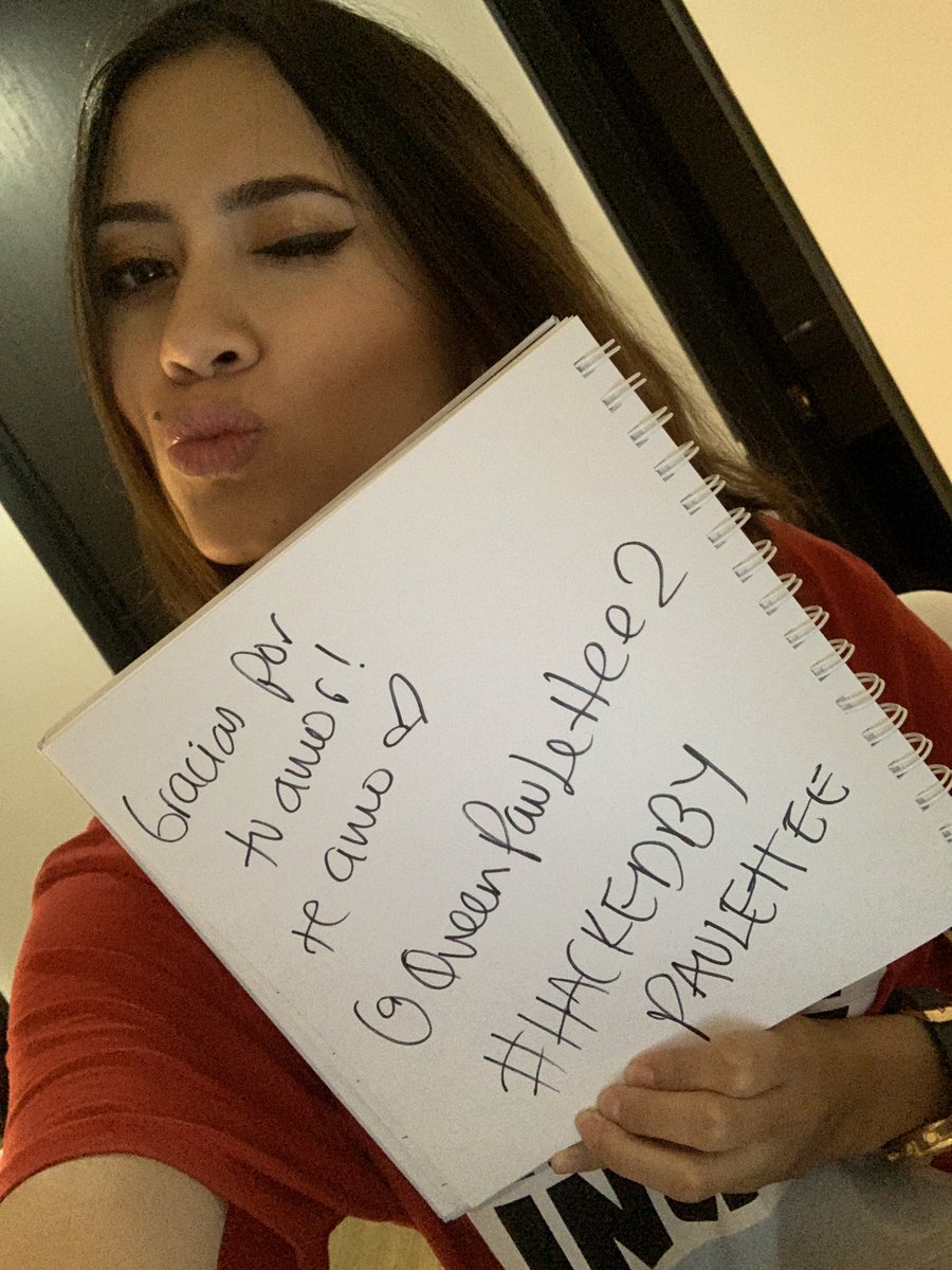 reflujit0s's tweet photo. Te amo! Gracias por tu cuenta tan hermosa 🙈 #HackedByPaulettee https://t.co/IprB2TyyAL