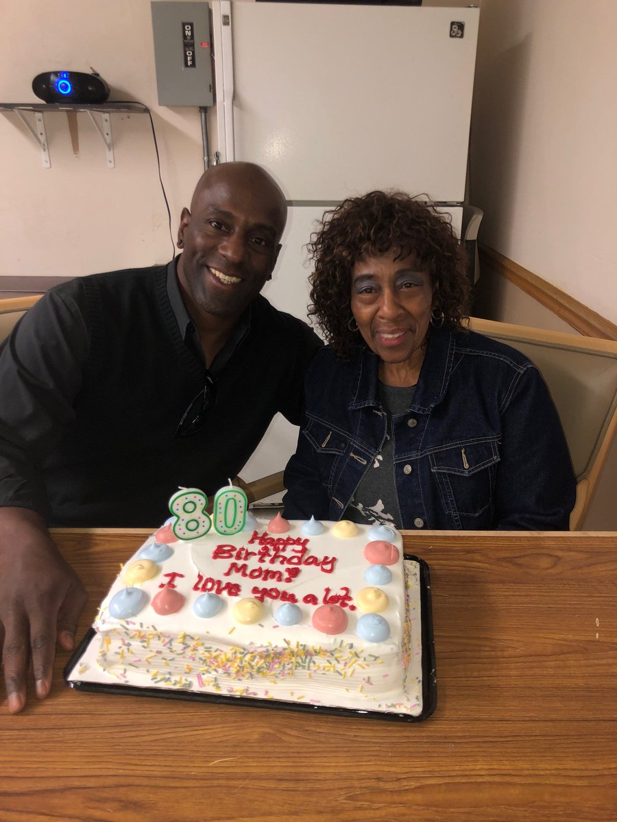 CoachDshelton's tweet image. Happy 80th birthday. I would not be the man I am without a mom that provided me with love and guidance!!! #BlessedBeyondBelief