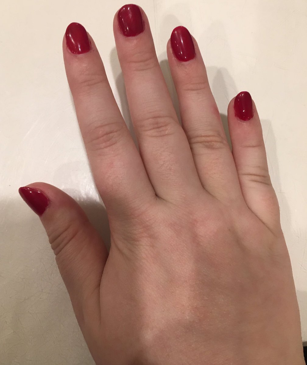PrincessChromie's tweet photo. Treated myself to a lovely manicure, courtesy of a mystery boy in my cash app. Thanks for the pampering 😉 https://t.co/SPSZUWBKrC