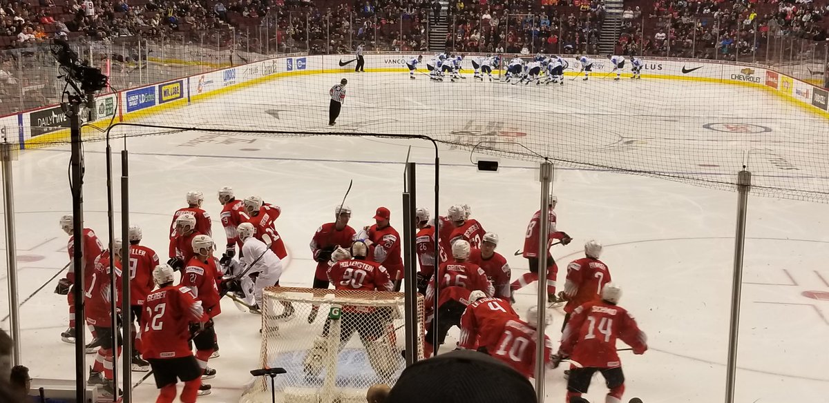7thCanuck's tweet photo. GO SWITZERLAND GO! #WorldJuniors https://t.co/4E8mkhyZWD