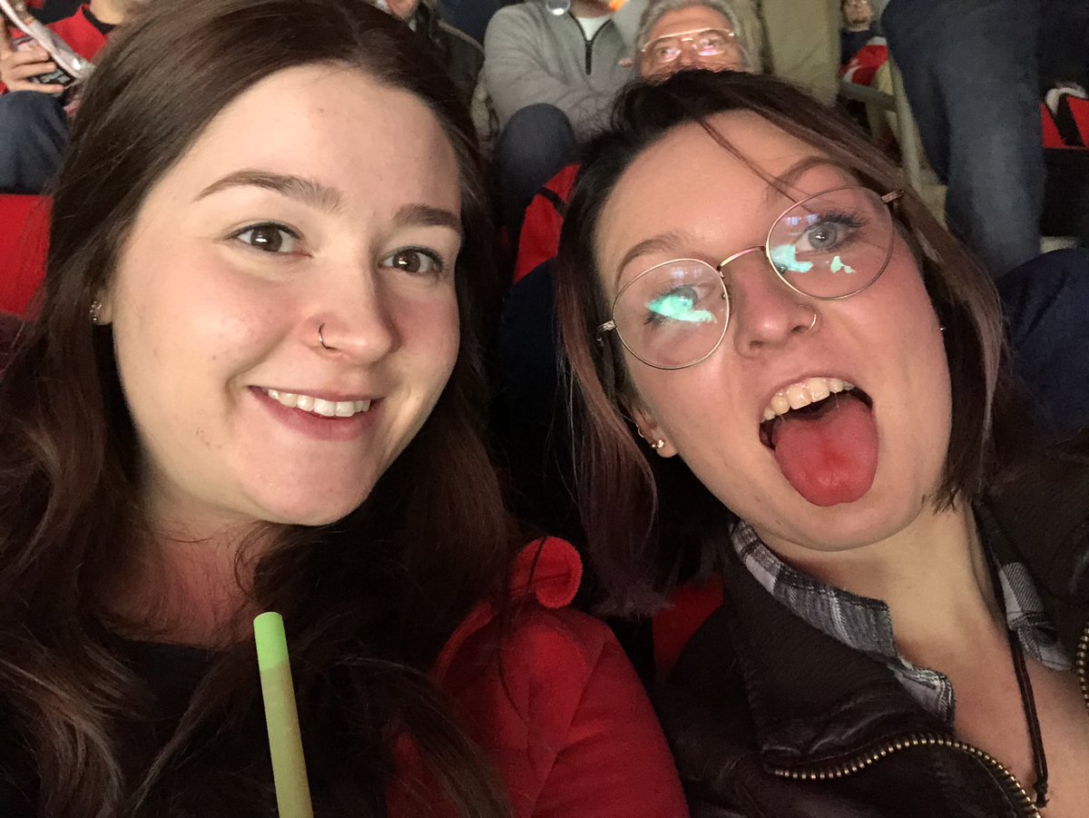 SabrinaBlek's tweet photo. #hockeytownlive #gowings https://t.co/bCQimZp7xa